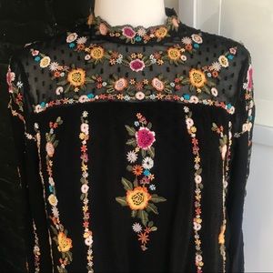 Gorgeous Zara Woman Embroidered Tunic Blouse